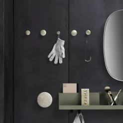 5 Colgadores The Dots, metal, latón*Muuto Sale