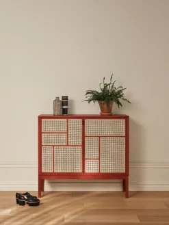 Aparador Air, , 120x110 cm, con patas*Design House Stockholm Outlet