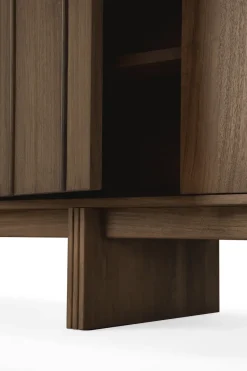 Aparador Pillar, Wild brown teak, 220 cm*Ethnicraft Clearance