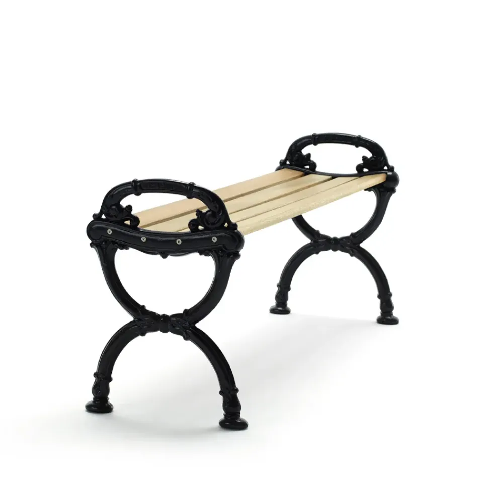 Banco Byarum, Pino impregnado, soporte negro*Byarums bruk New