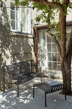 Banco con reposabrazos Palissade Dining, Anthracite*HAY