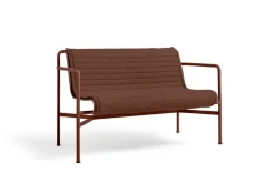 Banco con reposabrazos Palissade Dining, Iron red*HAY Clearance