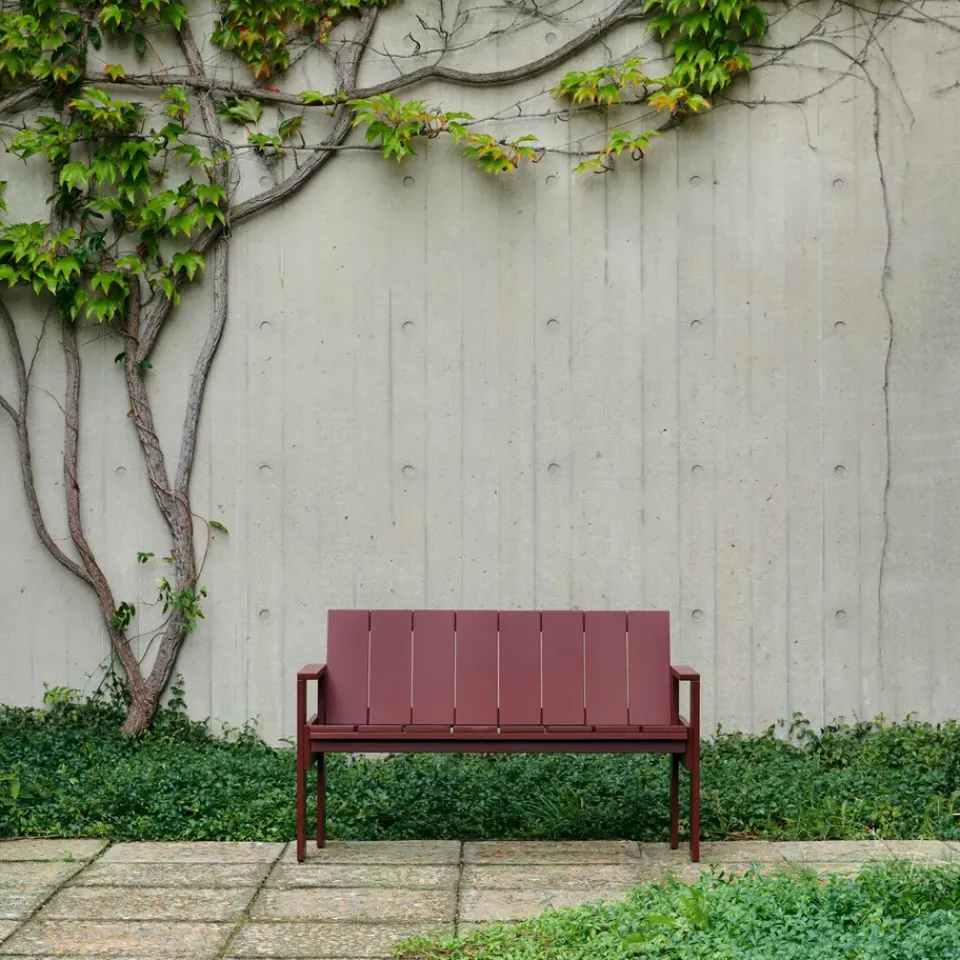 Banco Crate Dining Bench de pino lacado, hierro*HAY Sale