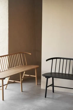 Banco de comedor VIOR, Roble lacado en negro*NJRD
