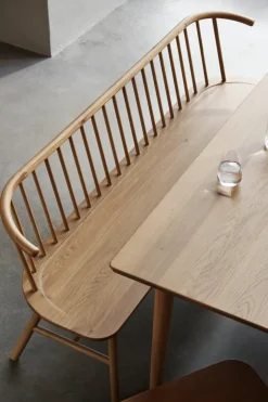 Banco de comedor VIOR, Roble lacado*NJRD Online