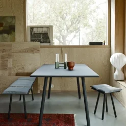 Banco Georg, Roble lacado en negro*Fritz Hansen Sale