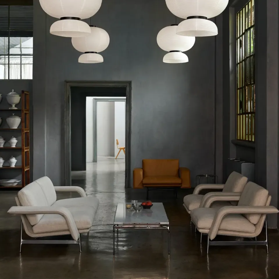 Butaca Lounge Meantime AV29, Pol. aluminium-Ecriture 0210*&Tradition Outlet