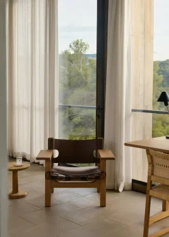 Butaca The Spanish Chair, Cuero oscuro-roble aceitado*Fredericia Furniture Sale