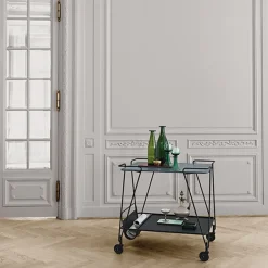 Carro con ruedas Matégot Trolley, Black*GUBI New