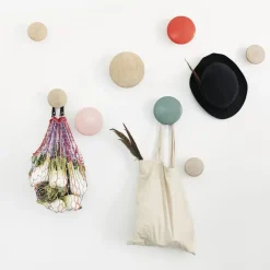 Colgador de pared The Dots, pequeño, roble*Muuto Best