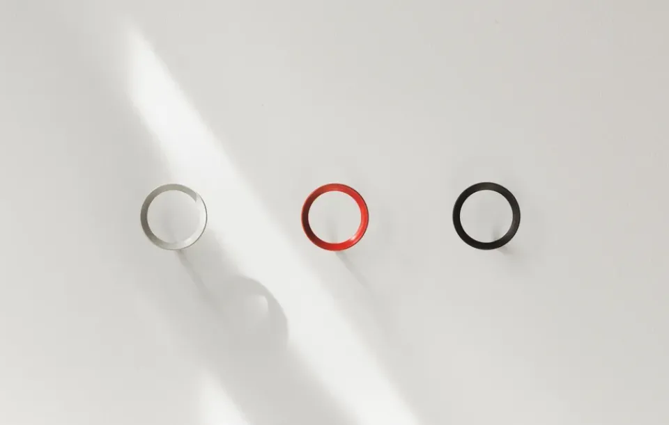 Colgador Loop medium Ø7,8 cm, Red*Normann Copenhagen Outlet