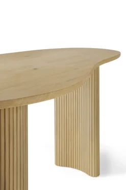 Escritorio Boomerang, Roble lacado, 160×83×76 cm*Ethnicraft Online