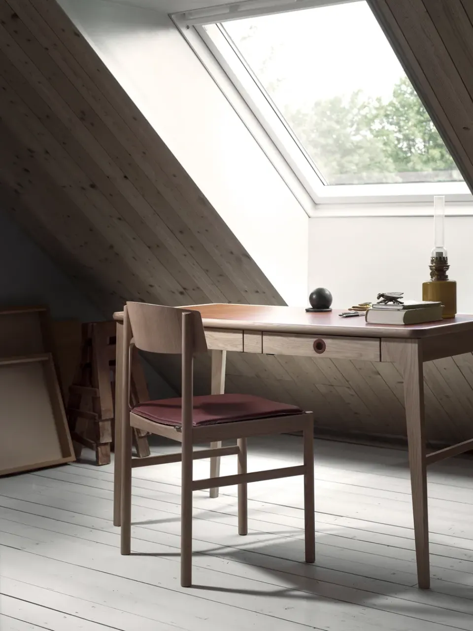 Escritorio Höllviken, Roble blanqueado*Mavis Online