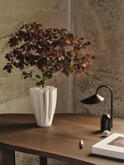 Escritorio Tarn 90x170 cm, Dark stained beech*Ferm Living New