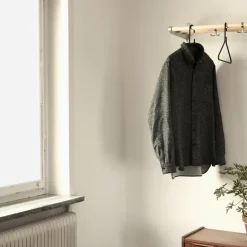 Estante sombrerero o zapatero Nostalgi, Abedul, soportes aluminio*Essem Design Best