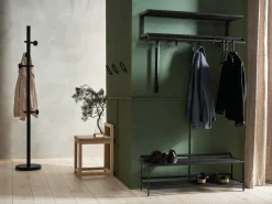 Estante zapatero Tamburin 100 cm, roble teñido de -*Essem Design