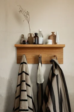 Estantería con ganchos Place Rack roble, Small*Ferm Living Outlet