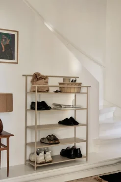 Estantería de suelo Dora, Cashmere*Ferm Living New