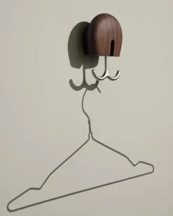 Gancho de pared Hércules, Nogal tratado*Massproductions Outlet