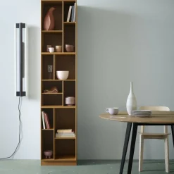 Librería Loom, Monarch 135, incl. 3 cm base*Montana Sale