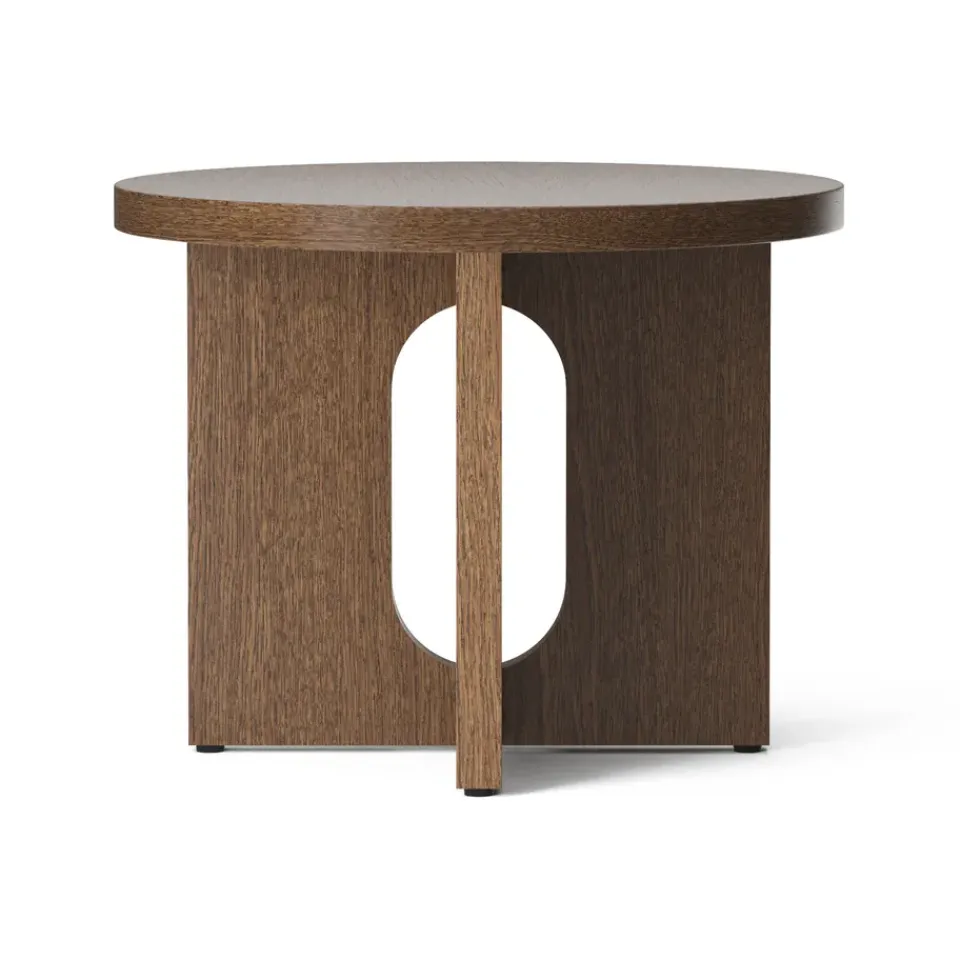 Mesa Auxiliar Androgyne de roble oscurecido Ø50 cm , Tablero de roble teñido de oscuro*Audo Copenhagen Clearance