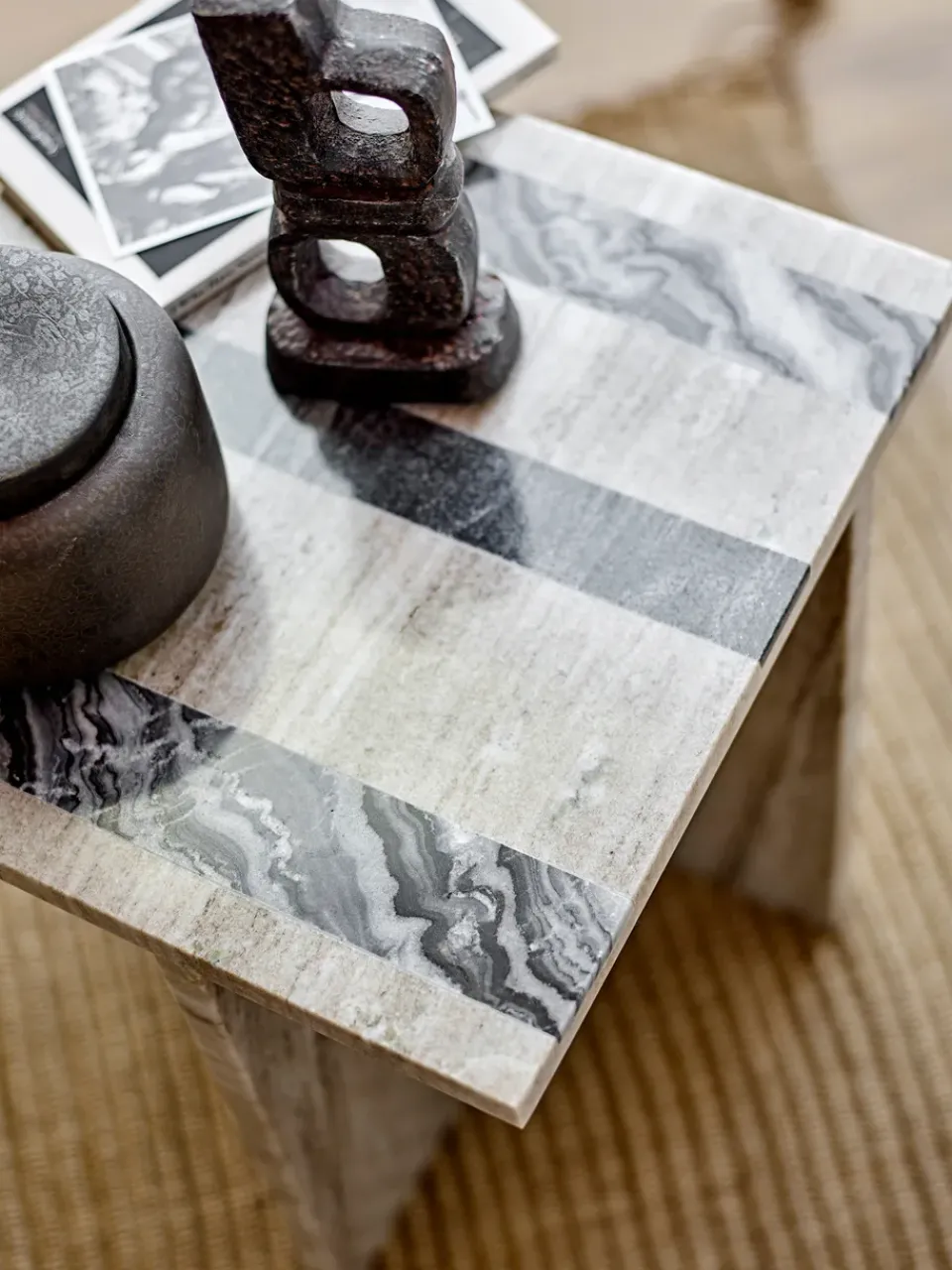 Mesa auxiliar Clea, Mármol*Bloomingville Online