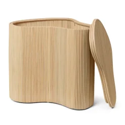 Mesa auxiliar con almacenaje Isola, Natural*Ferm Living New