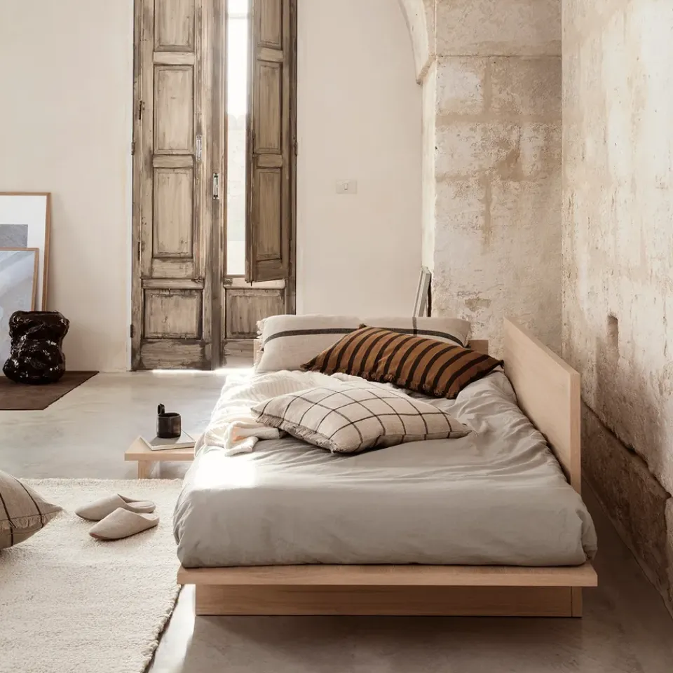 Mesa auxiliar Kona, Roble*Ferm Living Online