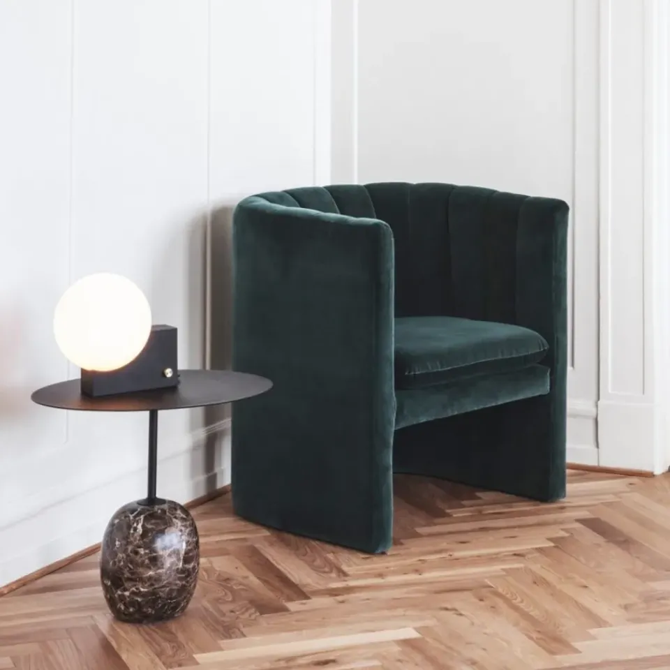 Mesa auxiliar Lato LN9, , mármol crema diva*&Tradition Outlet