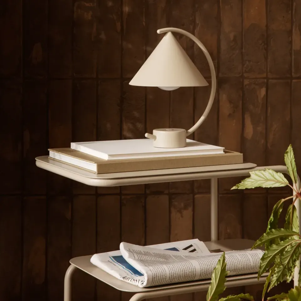 Mesa auxiliar Level , Cashmere*Ferm Living Discount