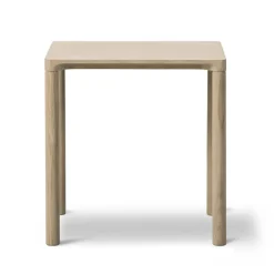 Mesa auxiliar Piloti 6700, Roble enjabonado - altura 35 cm*Fredericia Furniture Outlet