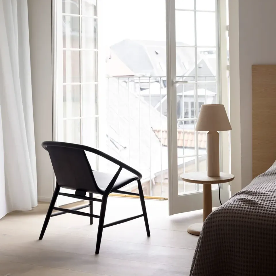 Mesa auxiliar Pon, Roble ahumado aceitado, Ø40 cm*Fredericia Furniture Clearance