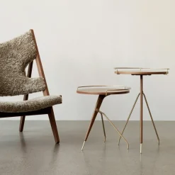 Mesa auxiliar Umanoff nogal-latón pulido, 60 cm*Audo Copenhagen New