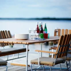 Mesa B25A, Roble aceitado - estructura galvanizada en caliente*Grythyttan Stålmöbler New