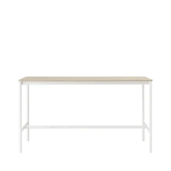 Mesa de bar Base High, Oak, base blanca, borde de madera contrachapada, w85 l190 h105*Muuto Outlet