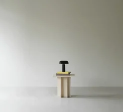 Mesa de centro Edge small, Travertine*Normann Copenhagen Best
