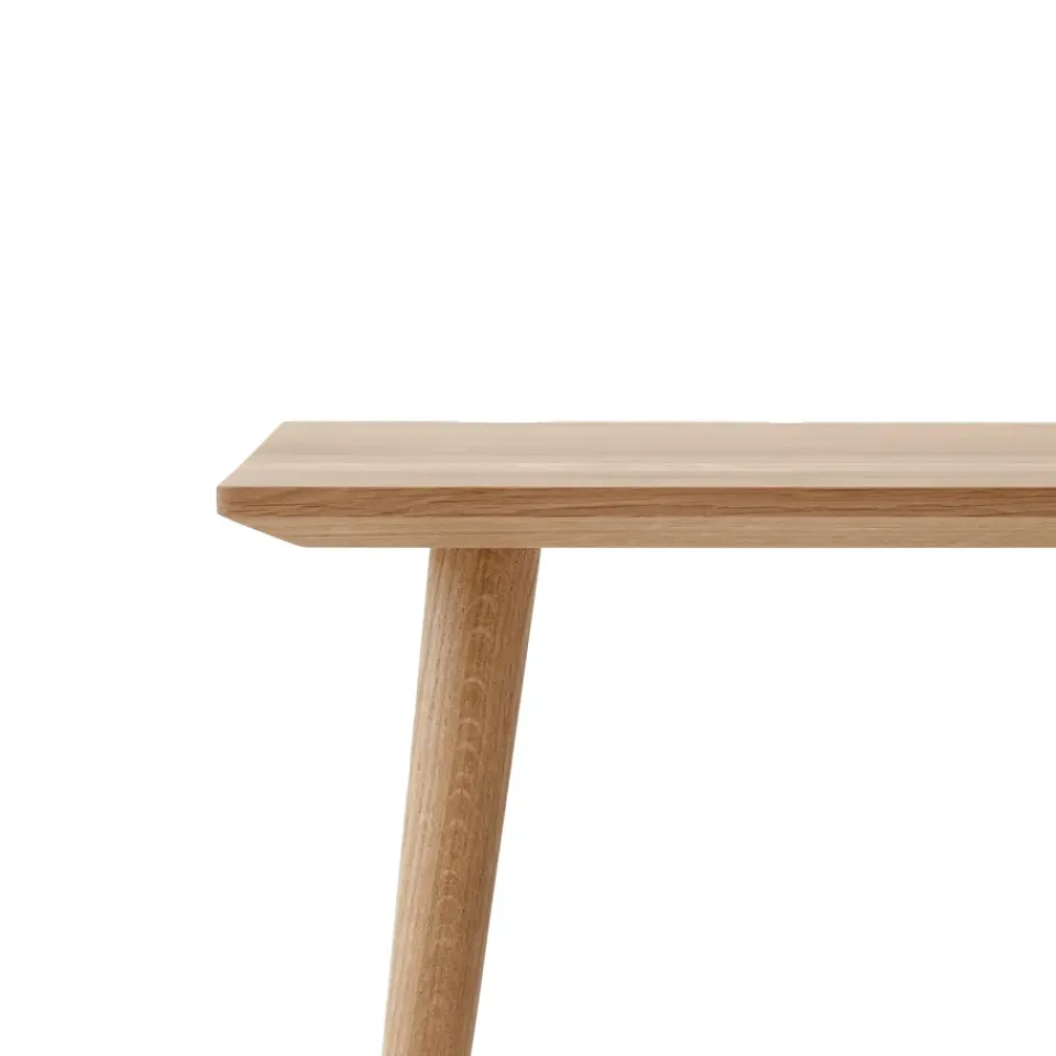 Mesa de centro In Between SK24 90 x 90 cm, Roble barnizado*&Tradition