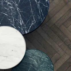 Mesa de centro Marble Table, Mármol , medium, base negra*Ferm Living Online