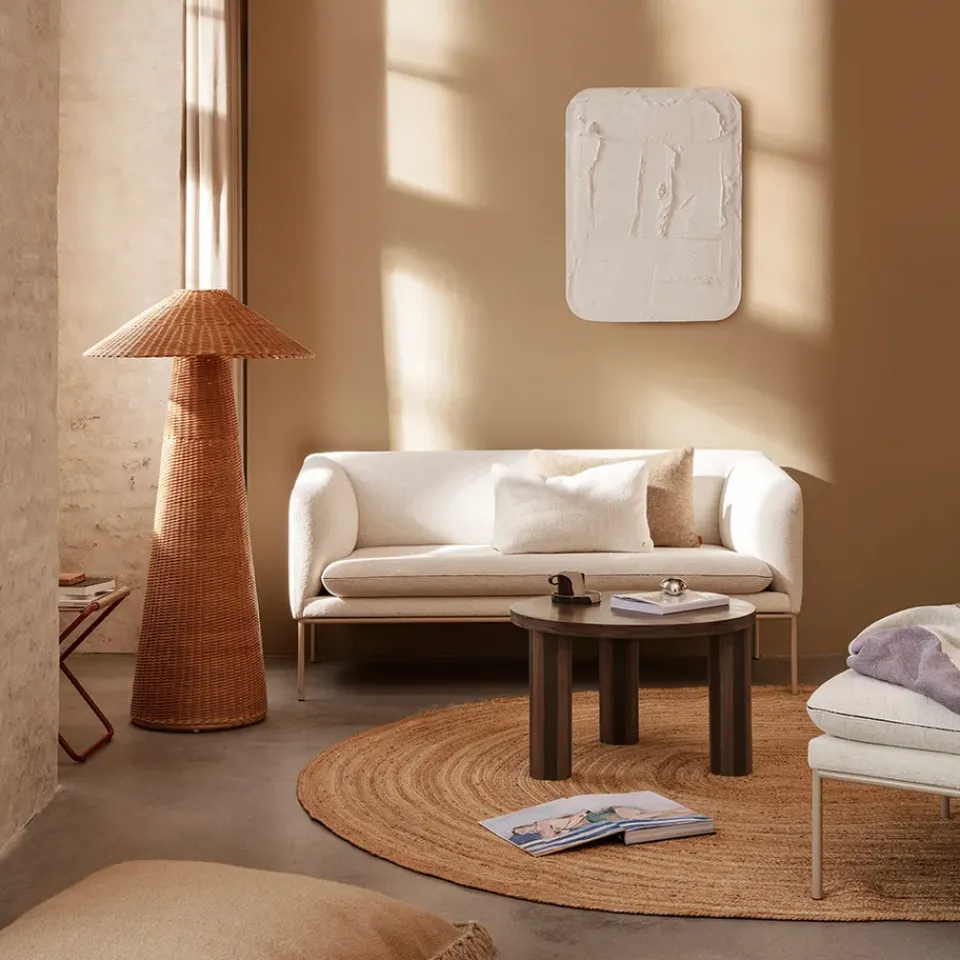 Mesa de centro Post, Oak smoked, small, lines*Ferm Living Online