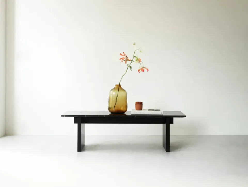 Mesa de centro Solid Table 130x38,5x40 cm, Black*Normann Copenhagen Online