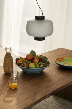 Mesa de comedor Bookmatch con bancos 220 cm, Nogal*Hem Outlet