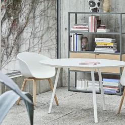 Mesa de comedor Loop Stand redonda, White laminate-white, Ø105 cm*HAY Clearance