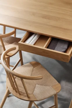 Mesa de comedor VIOR 90x120 cm, Roble lacado*NJRD