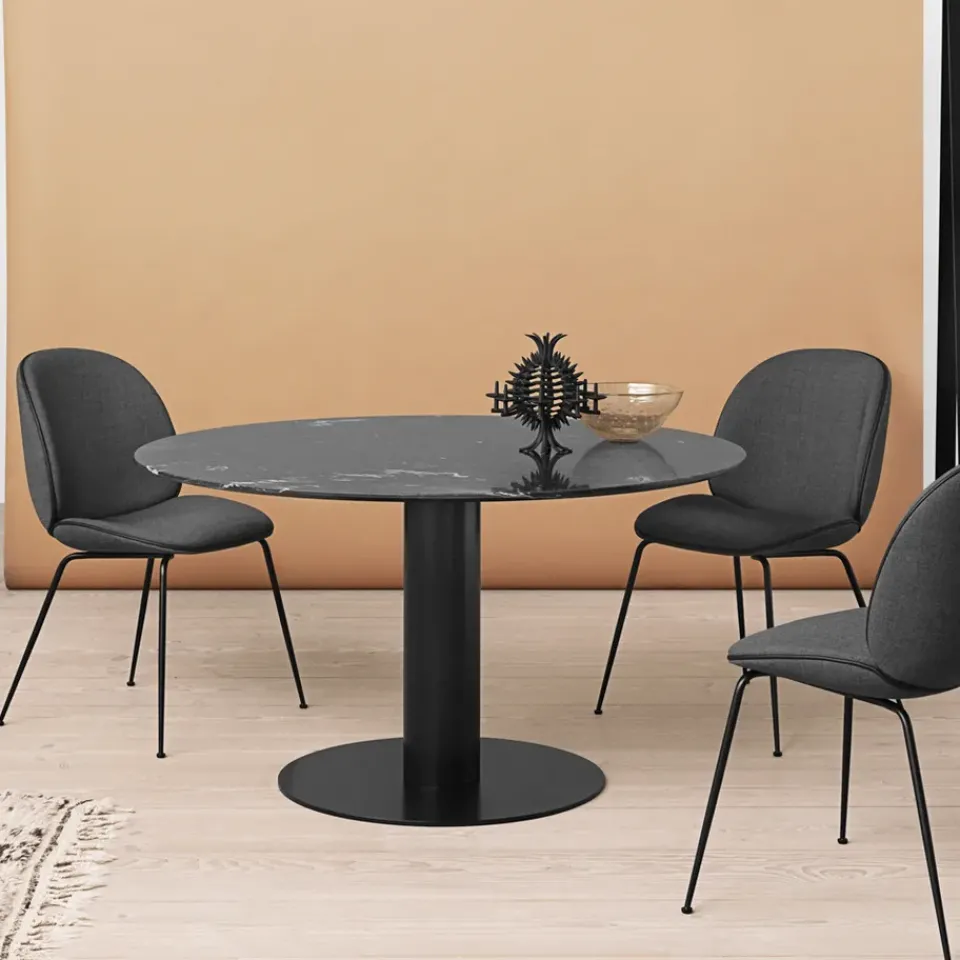 Mesa 2.0, Marble black, ø150, base negra*GUBI Discount