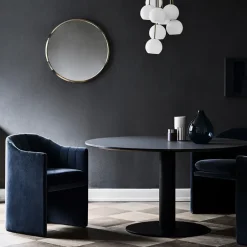 Mesa In Between SK12, Roble aceitado ahumado, soporte de metal negro mate*&Tradition Hot