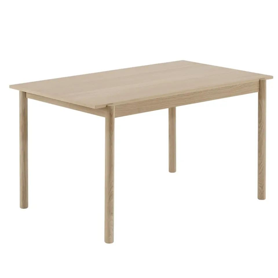 Mesa Linear, roble, 85 x 140 cm*Muuto Outlet