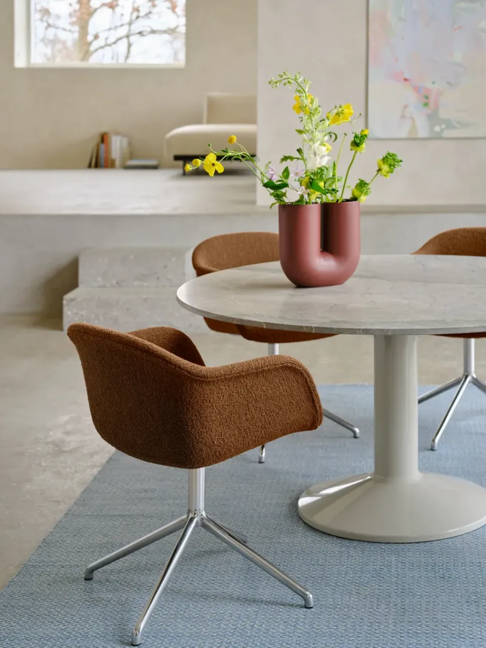 Mesa pedestal Midst, Grey marble-grey, Ø140 cm*Muuto Hot