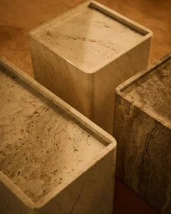 Mesa Pietra 33x33x40 cm, Neutral white travertine*GUBI Discount