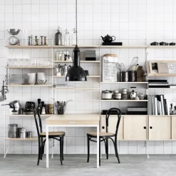 Mesa plegable , Fresno-patas de metal blancas*String Outlet