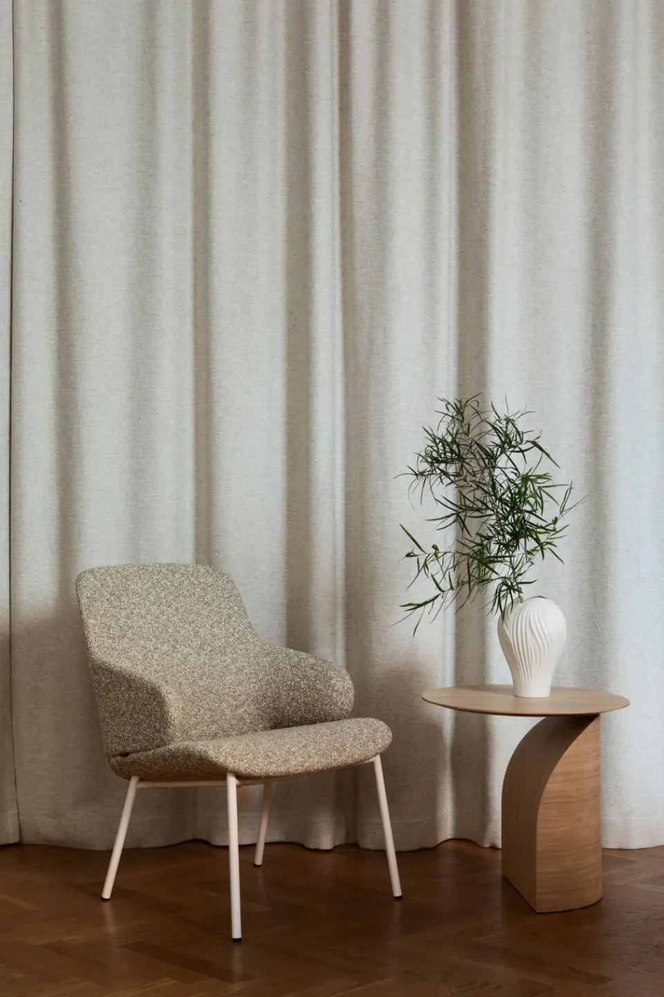Mesa Savoa H45 cm, roble aceitado*Swedese Clearance